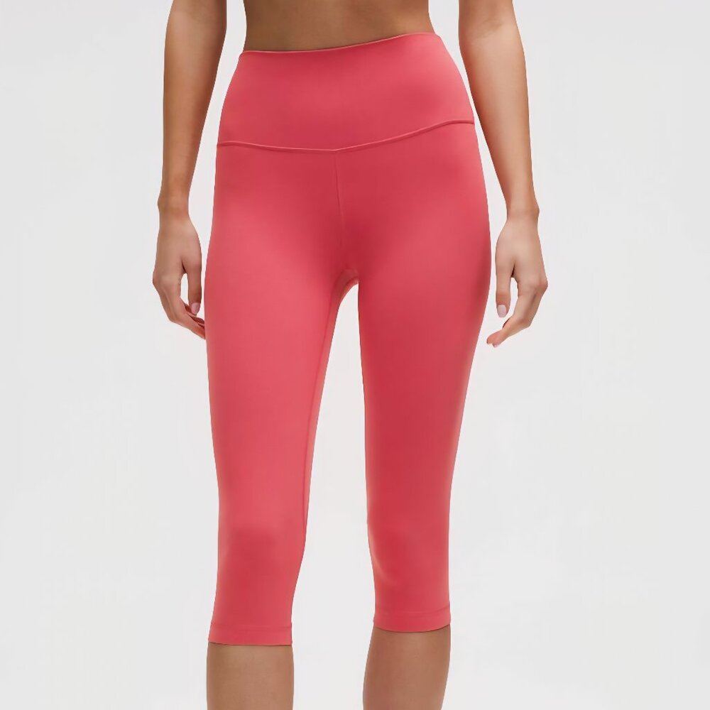 NWT LULULEMON Align High-Rise Crop 17"